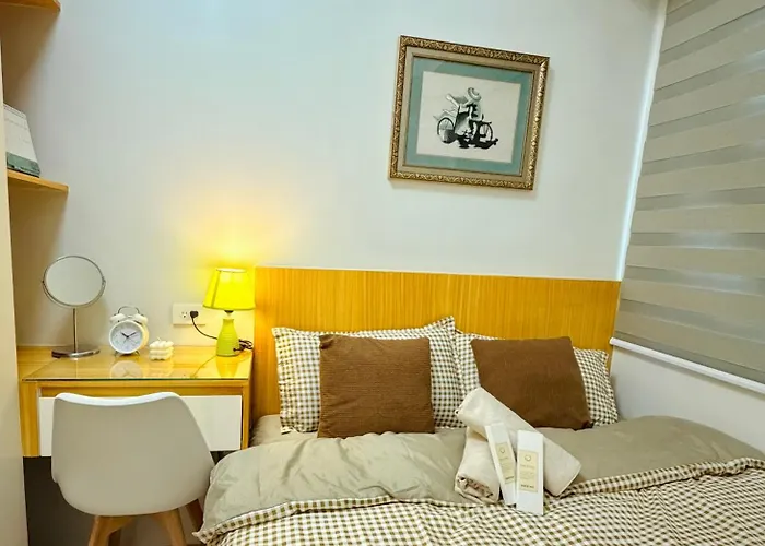 Smdc Field 2br Near Airport & Sm Sucat Manila