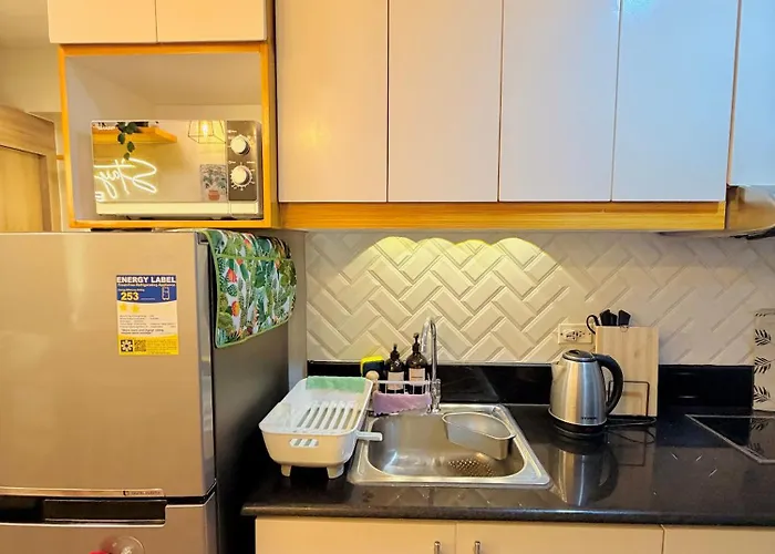 Smdc Field 2br Near Airport & Sm Sucat * Manila